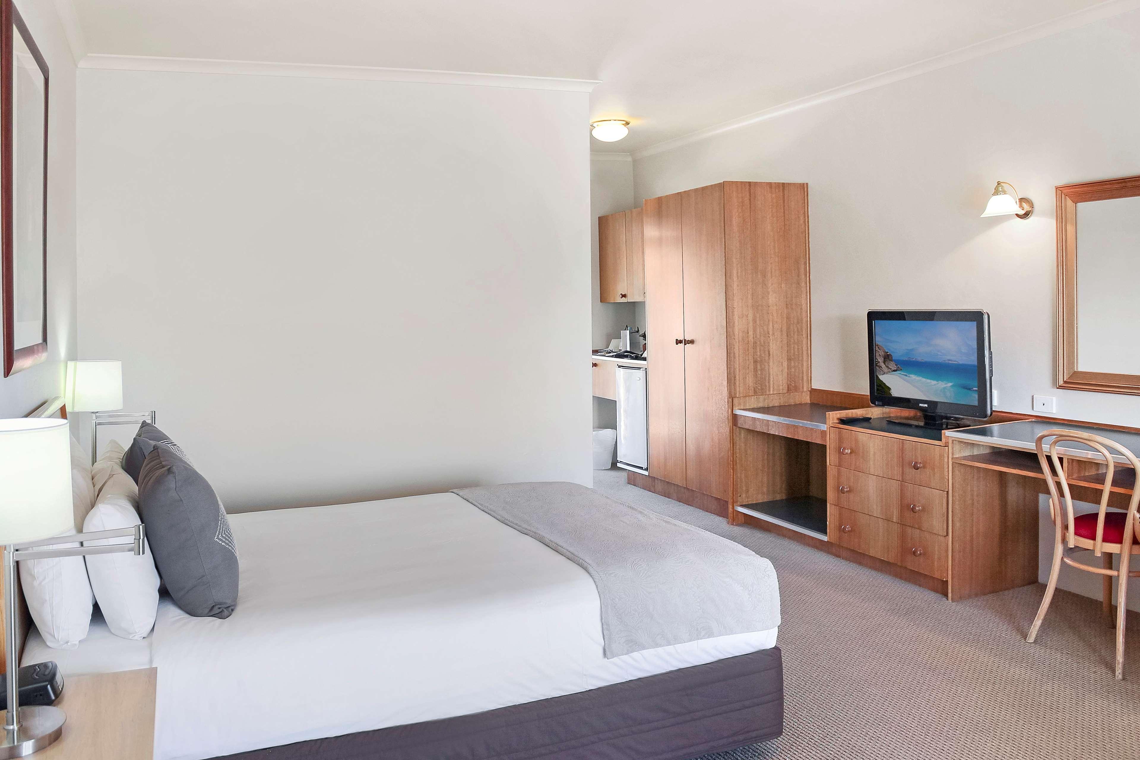 Best Western Sanctuary Inn Τάμγουορθ Εξωτερικό φωτογραφία