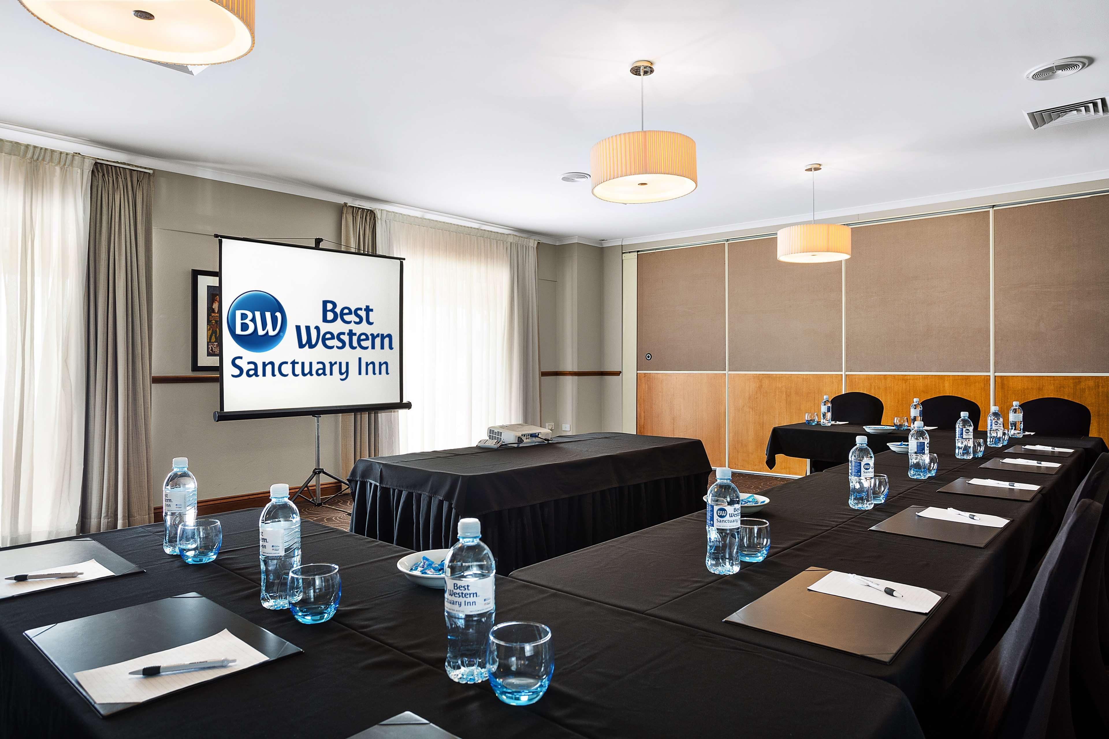 Best Western Sanctuary Inn Τάμγουορθ Εξωτερικό φωτογραφία
