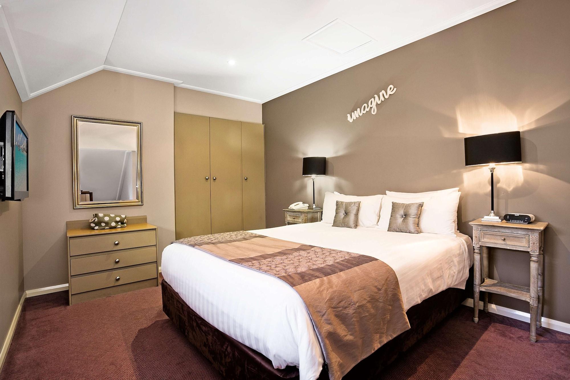 Best Western Sanctuary Inn Τάμγουορθ Εξωτερικό φωτογραφία