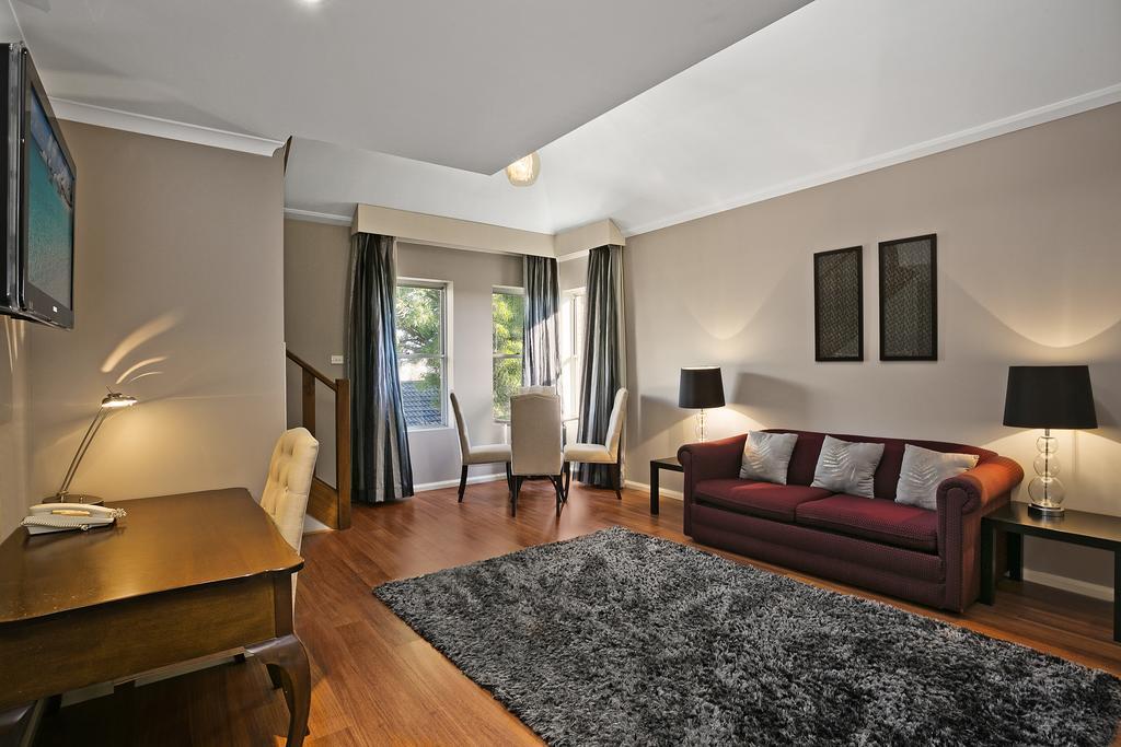 Best Western Sanctuary Inn Τάμγουορθ Εξωτερικό φωτογραφία